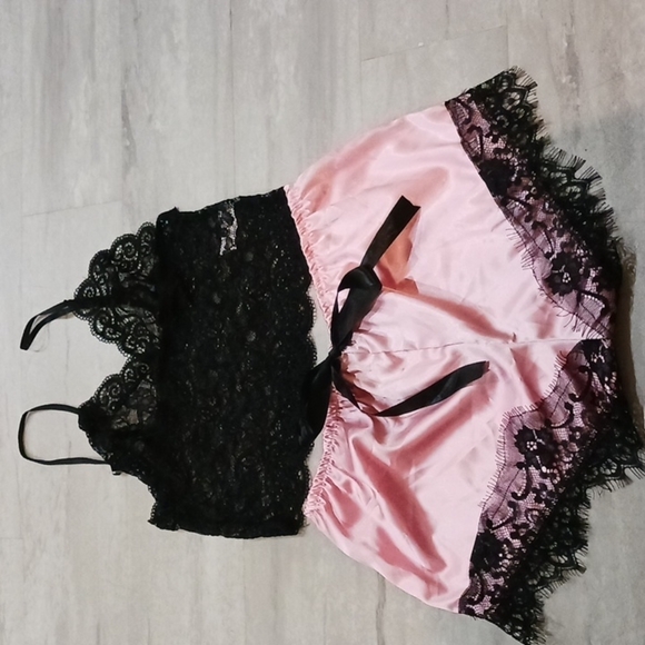 WOMEN'S Satin Lace Very Sexy Sleep Set. SIZE L. - Picture 1 of 8